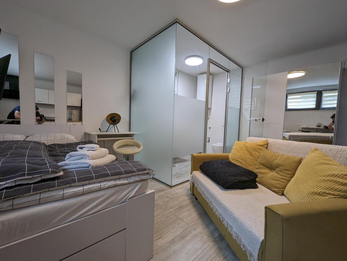 Cozy In Tresnjevka Apartment Zagreb